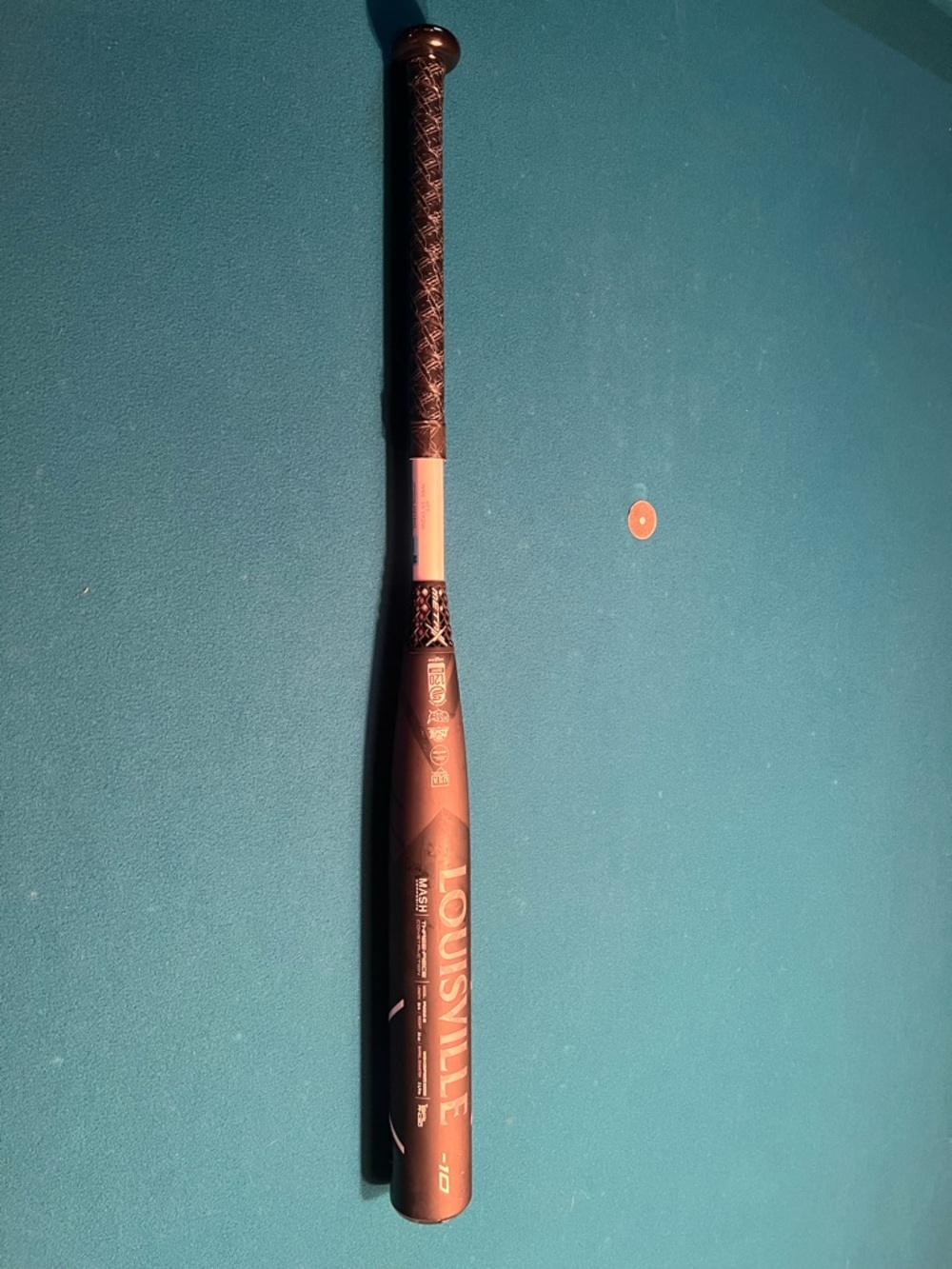 Louisville Slugger Softball Bat - like new. -10, 31”, 21oz